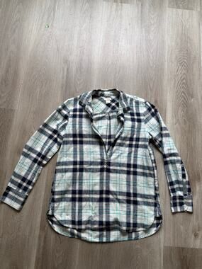J. Crew Women's Flannel, XS Petite, blue white, Long Sleeve, pullover, collar